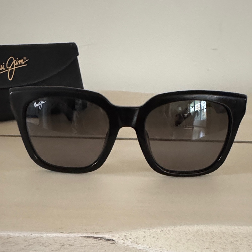 Maui Jim Black Cat-Eye Sunglasses